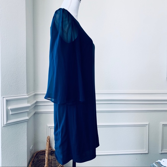 ALICE + OLIVIA ELEONORA TRUMPET SLEEVE DRESS - Picture 4 of 15